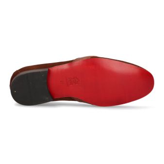 Loafer in honey coloured suede with shoe mask