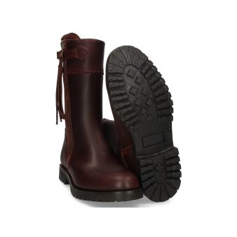 Bota de caça em couro de cano médio