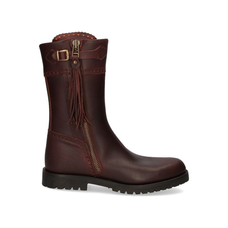 Bota de caça em couro de cano médio