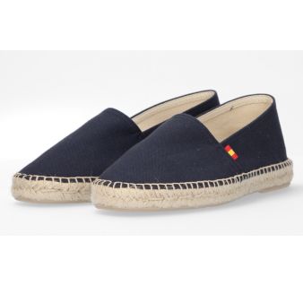 Camping sneaker in navy with flag of Spain motif