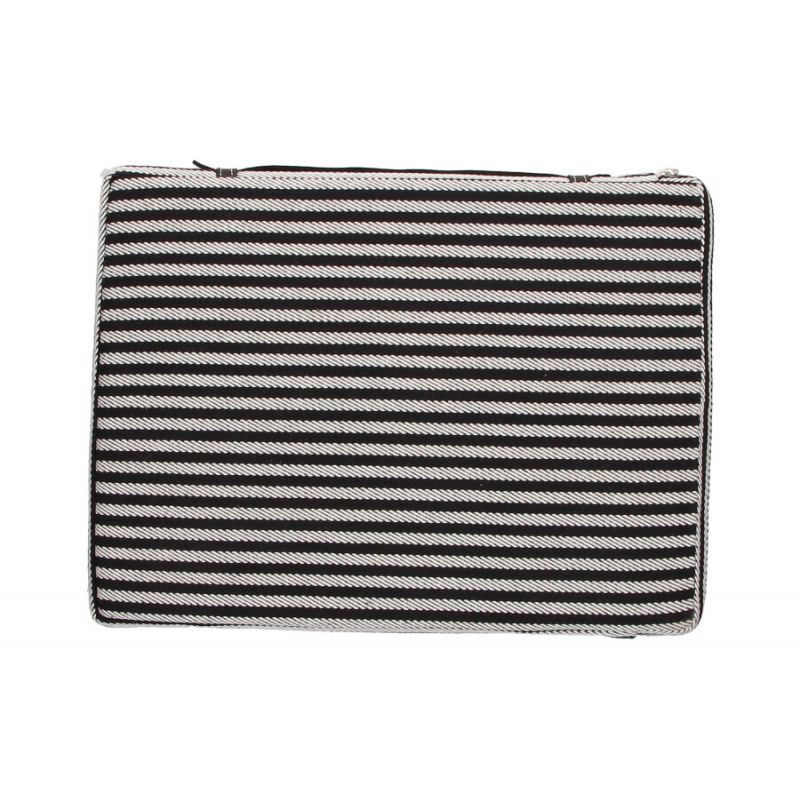 Coussin taureaux noir/blanc