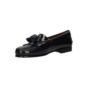 Mocassim com franjas e borlas azul-marinho