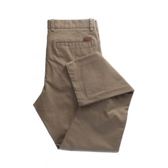 Calça bege com bolsos