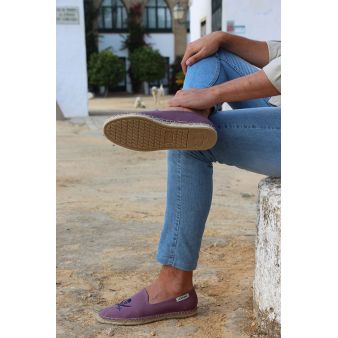 Mocassin violet brodé pirate