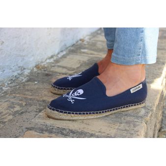Mocassin marine brodé pirate
