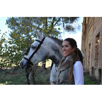 Col en fourrure couleur naturelle