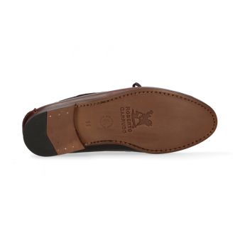 Mocassim com laço marrom sola de couro