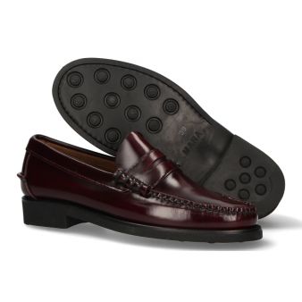 Mocassin avec antifaz bordeaux semelle en gomme