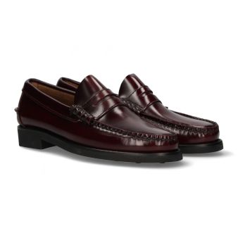 Mocassin avec antifaz bordeaux semelle en gomme