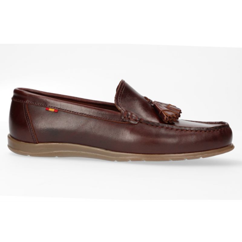 Mocassim com borlas couro