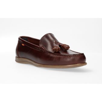 Mocassim com borlas couro