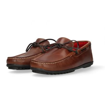 Mocassin avec noeud en cuir