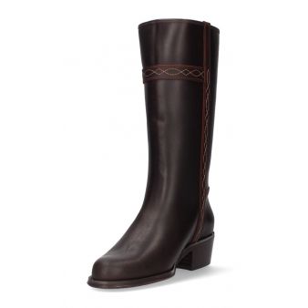 Bota campera con pespunteado color café Valverde del Camino