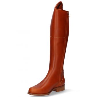 Natural coloured riding boot with zipper