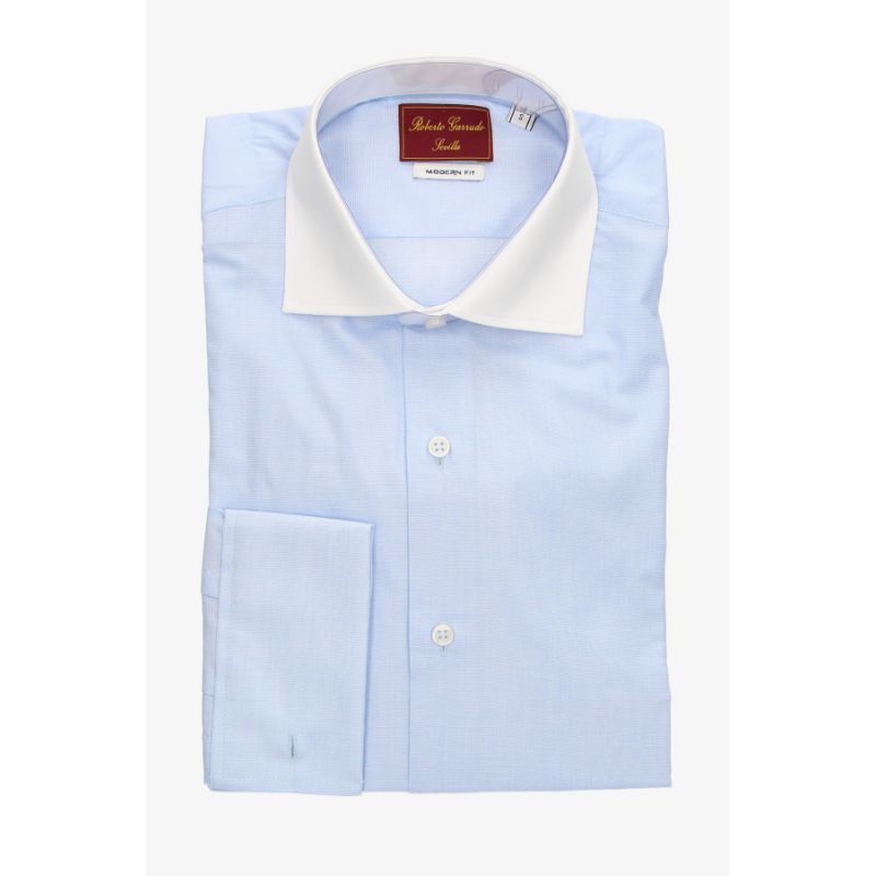 Chemise bleu ciel col blanc