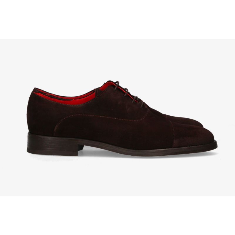 Chaussure à lacets en suède marron