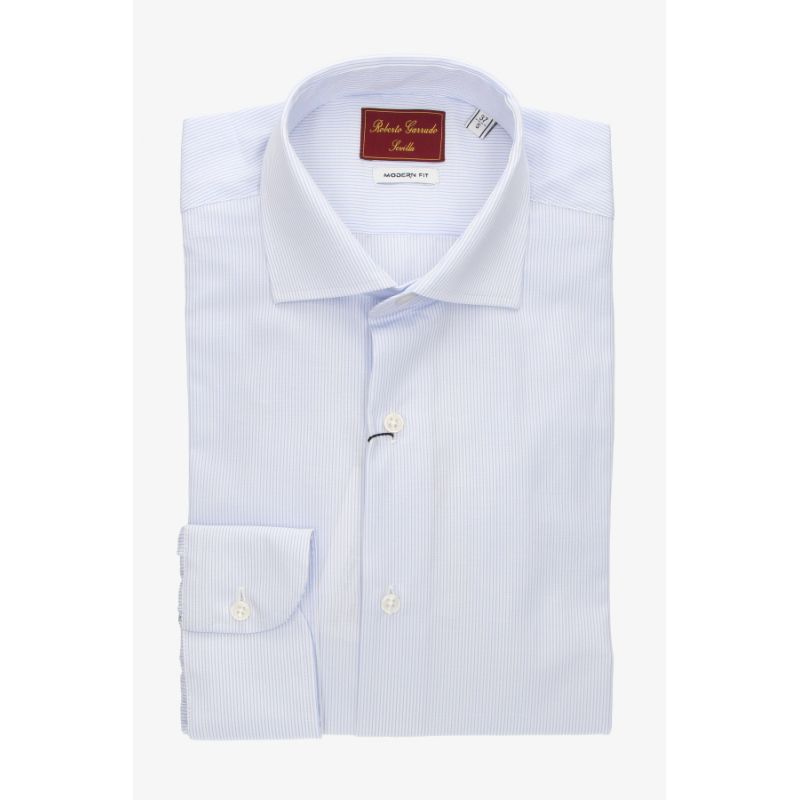 Chemise à fines rayures bleu ciel