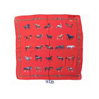Foulard en soie avec fond rouge et motifs de chevaux