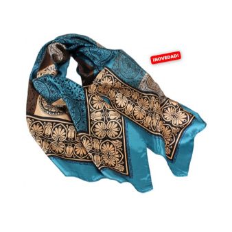 Foulard avec motifs...
