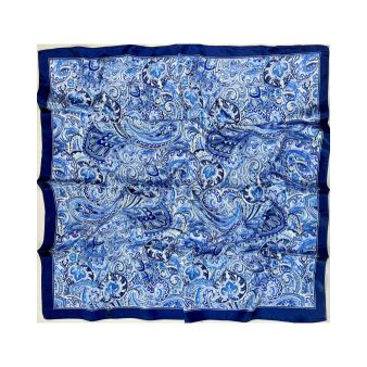 Foulard avec motifs...