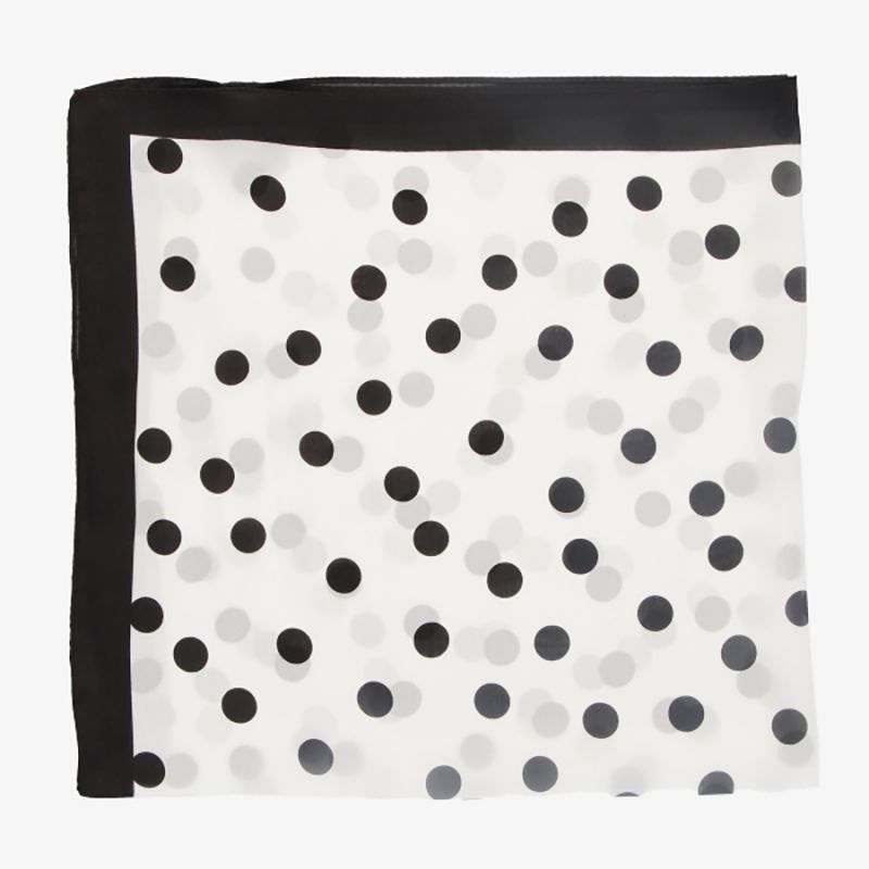 Pañuelo lunares negro y blanco
