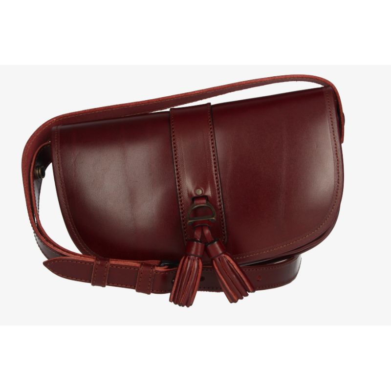Bolso riñonera con correa vaqueta cereza adorno cairel