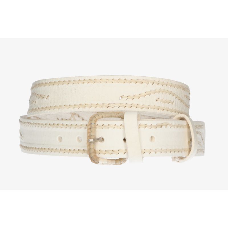 Wide white Argentine belt