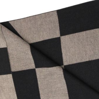 Bufanda geométrica gris