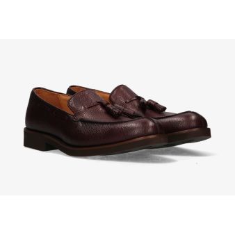 Zapato borlas caoba