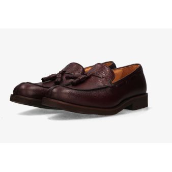 Zapato borlas caoba