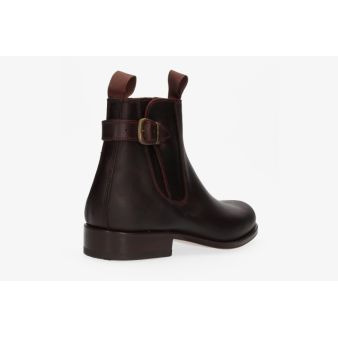 Short boot with gusset and buckle in chestnut calf Valverde del Camino