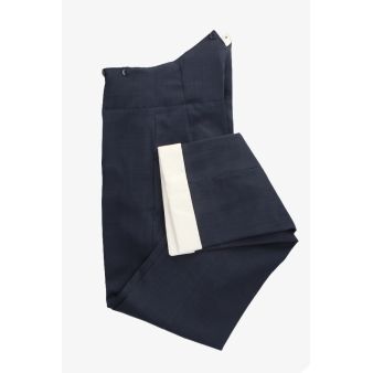Calça virada forrada...