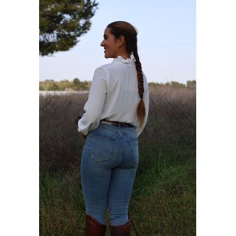 Blusa volantito cuello