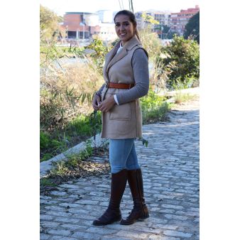 Chaleco camel adorno cinturon fino