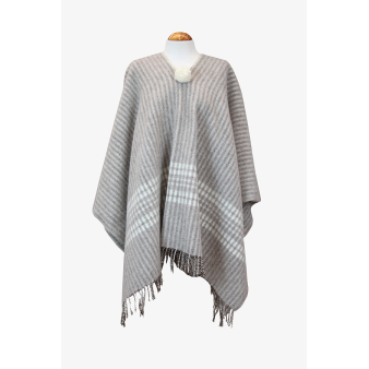 Poncho taupe con rayas...