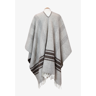 Poncho taupe con rayas horizontales