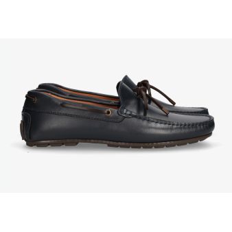 Mocasín lazo piel marino