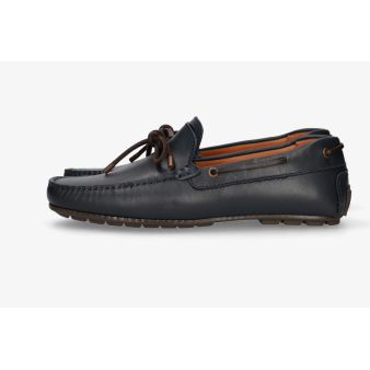 Mocasín lazo piel marino