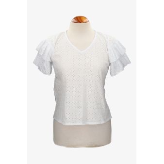 Blusa perforada manga capa