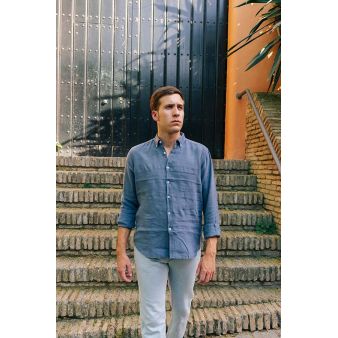 Camisa botón lino azulón