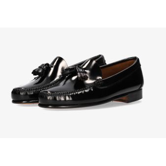 Black tasseled moccasin