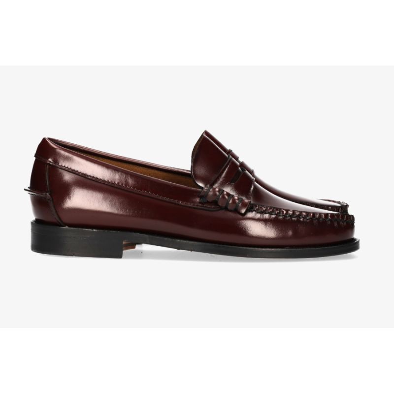 Mocasin con antifaz burdeos suela de cuero