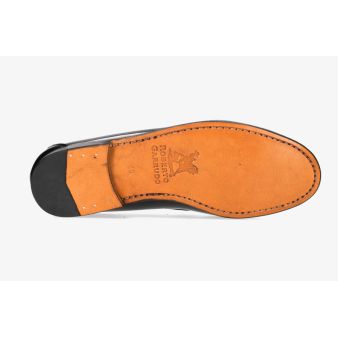 Moccasin with black blow and leather sole