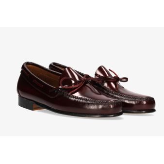 Sirak bow moccasin