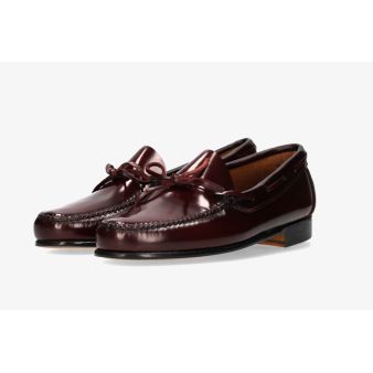 Sirak bow moccasin