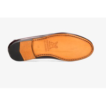 Sirak bow moccasin