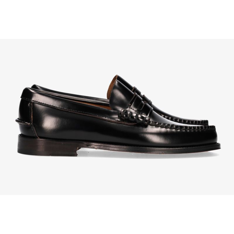 Mocasin con antifaz negro suela de cuero