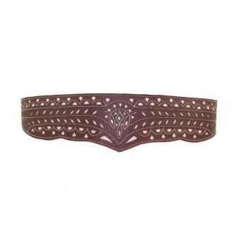 Ceinture artisanale en veau perforée avec fond blanc