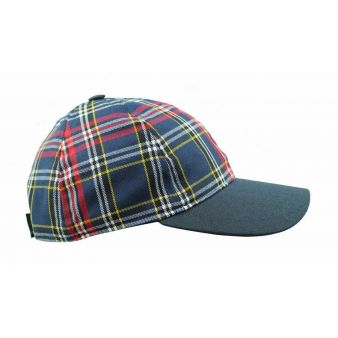 Gorra beisbol cuadros adornos rojos