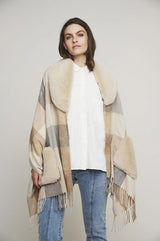 Poncho Apollo Cuadros Beige